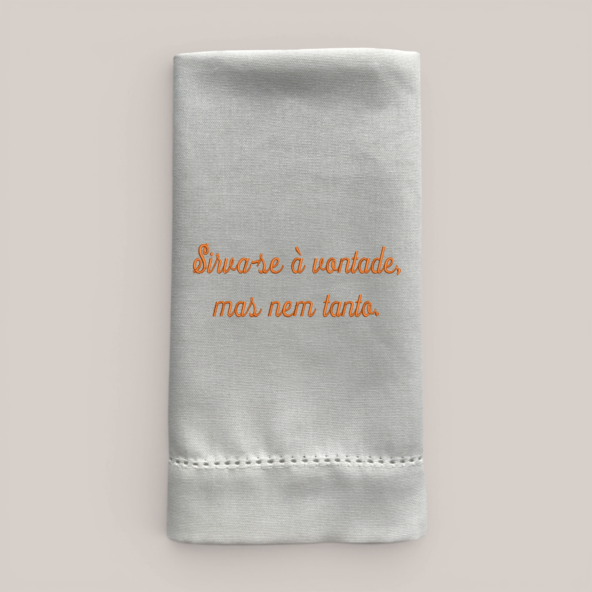 Guardanapo Bordado Sirva-se