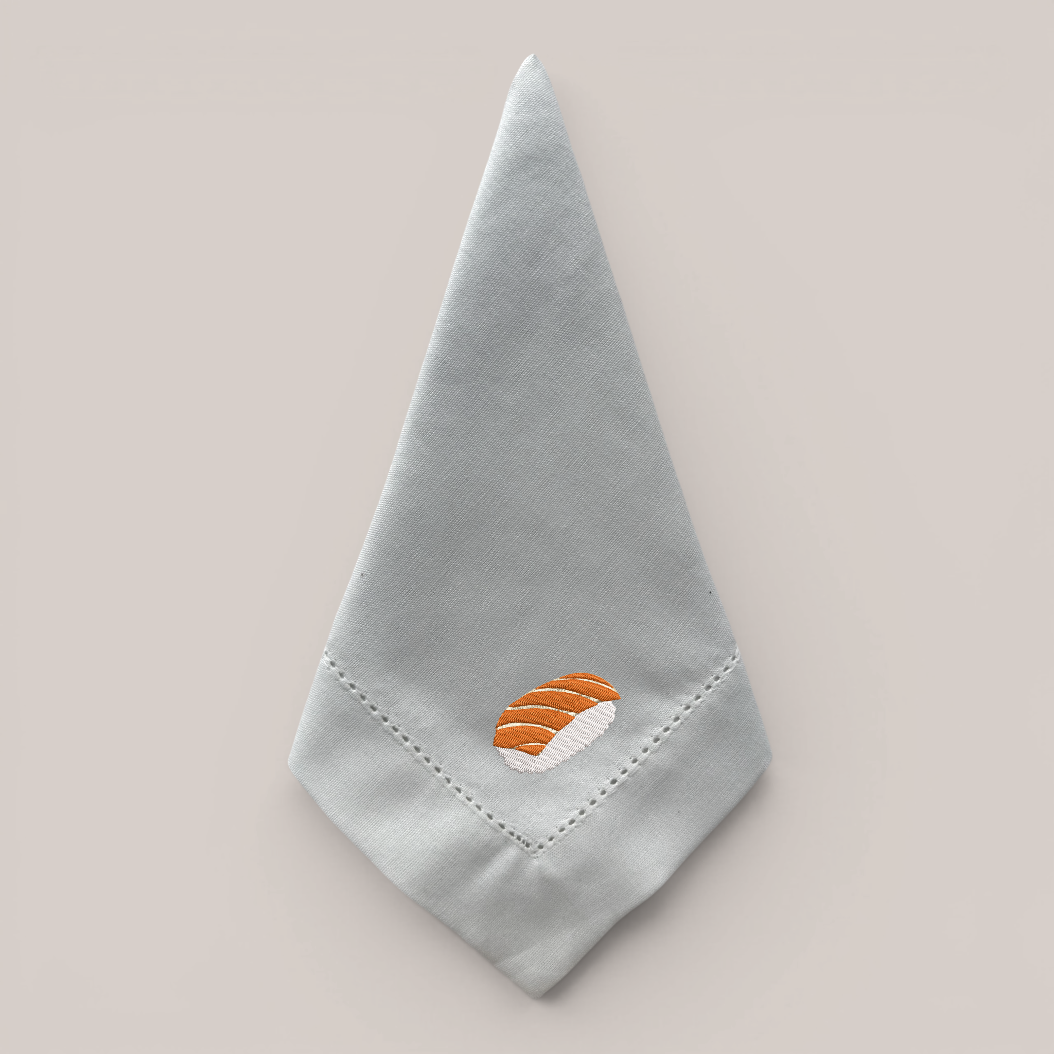 Guardanapo Bordado Sushi Salmão