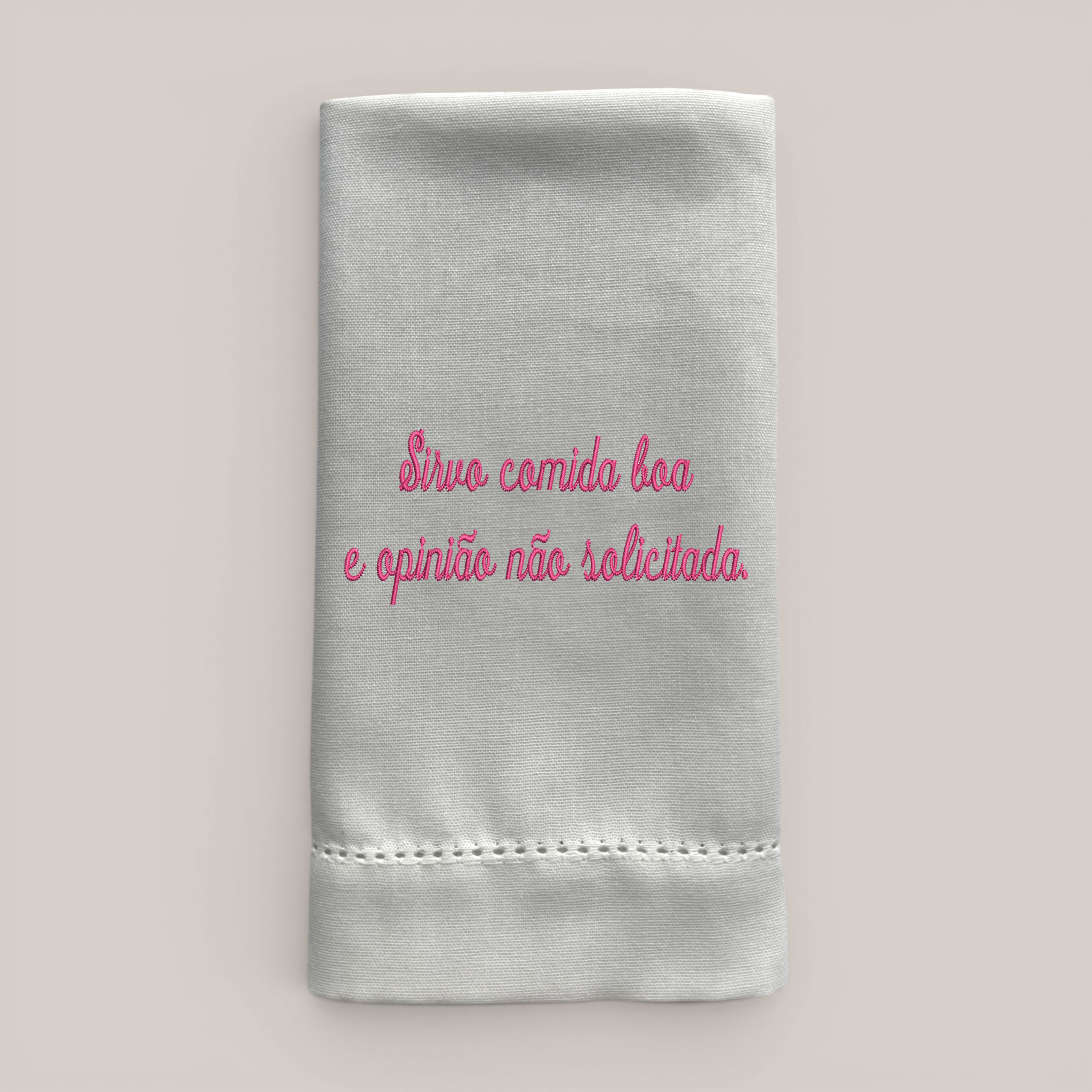 Guardanapo Bordado Sirvo